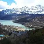 Bonita B Paz:casa Grande, Piscina, Bbq,fibra Panticosa